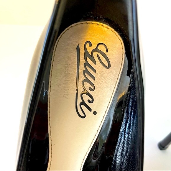 Gucci Glossy Patent Stiletto High Heels, Black, size 8 - Picture 4 of 9
